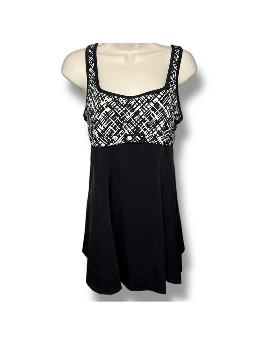 It Figures! Women’s Swim Dress Black White Size 10